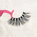 LD (5D-01) Mink Eyelashes with pink applicator.