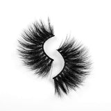 LD (5D-09) Mink Eyelashes on white background